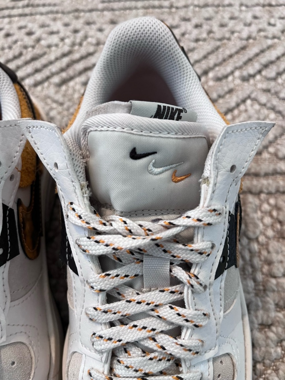 Nike Air Force Fontanka Shoes - Picture 3 of 10